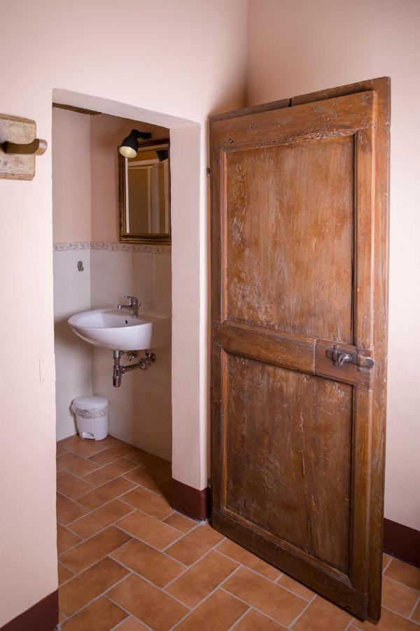 In Collegiata Bed & Breakfast Foiano Della Chiana Ngoại thất bức ảnh