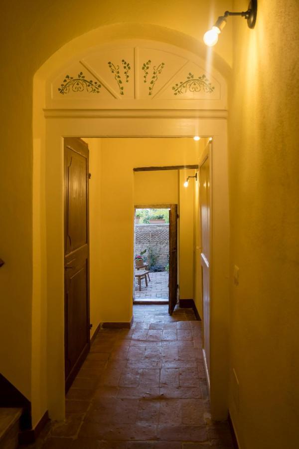 In Collegiata Bed & Breakfast Foiano Della Chiana Ngoại thất bức ảnh
