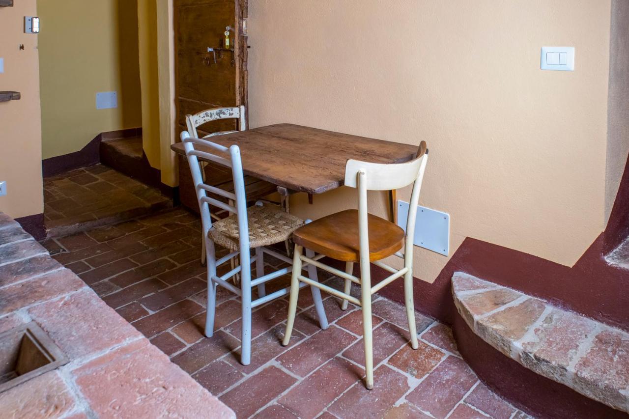 In Collegiata Bed & Breakfast Foiano Della Chiana Ngoại thất bức ảnh